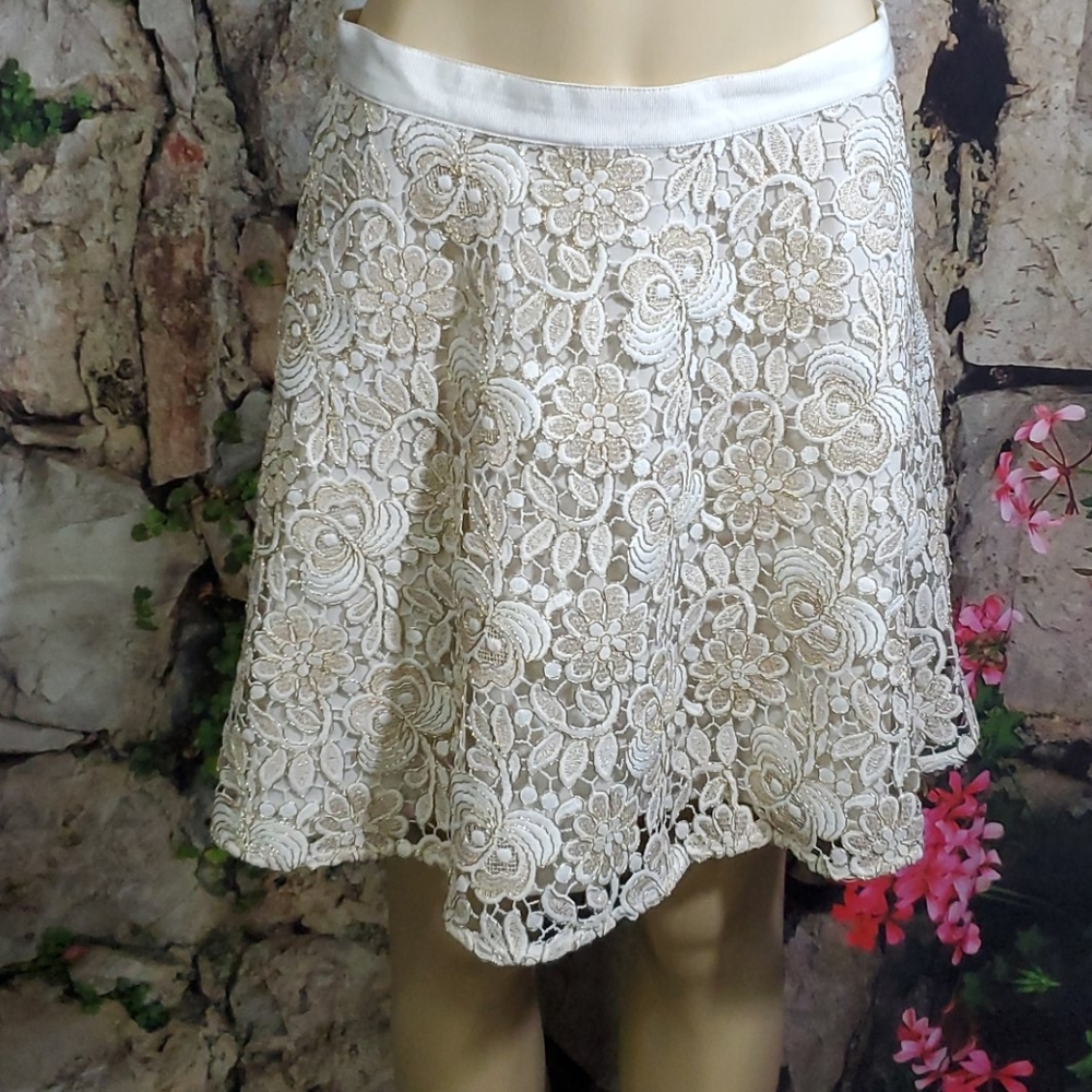 Club Monaco Lace Skirt cream Gold Size 8 - Picture 2 of 7